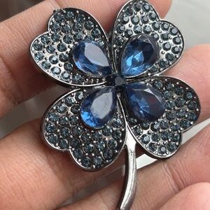 Elegant Blue Crystal Clover Brooch